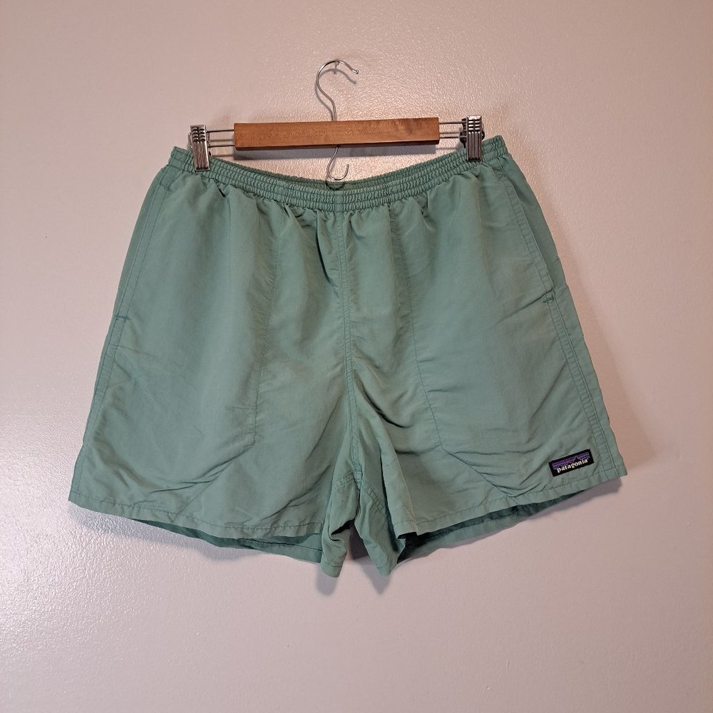 Patagonia Blue Flat Front Athletic Shorts Lightweight Design
